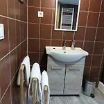 Arin Apartamento Jáchymov